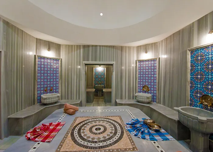 Elegance Resort Hotel & Spa Wellness-Aqua