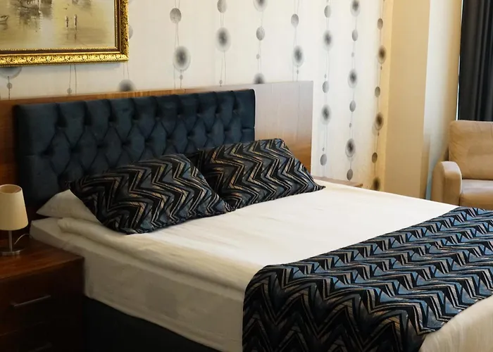 Grand Karot Hotel